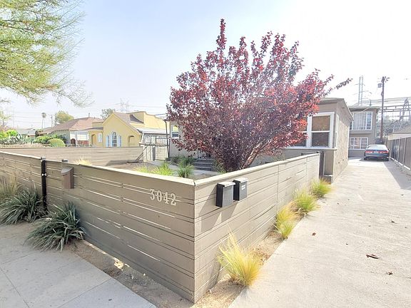 3rd image of 3044 Glenhurst Ave