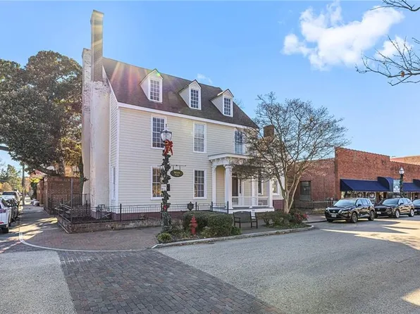 203 Main St, Smithfield, VA 23430