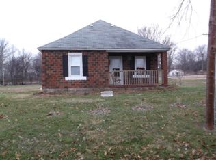 119 S Mulberry St, Enfield, IL 62835