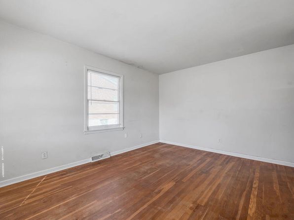 lexington-kentucky-77556065 picture