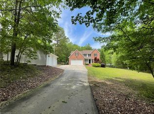 5412 Robbins Country Rd, Trinity, NC 27370