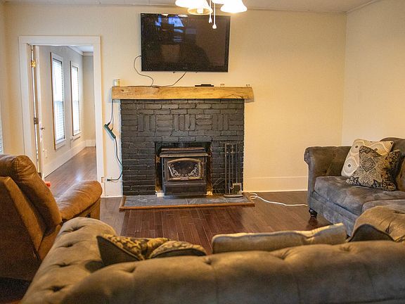 5th image of 2214 Sullivan Rd
