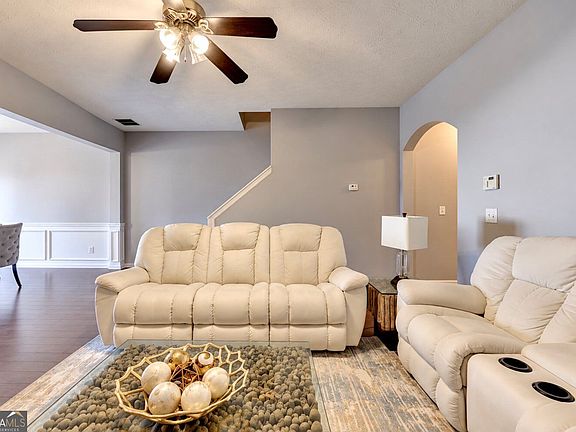 2nd image of 2432 Birkhall Way