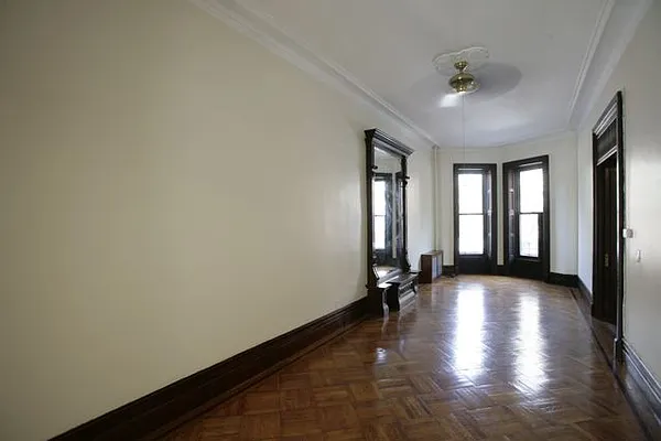 Rented by Garfield Realty  | media 36