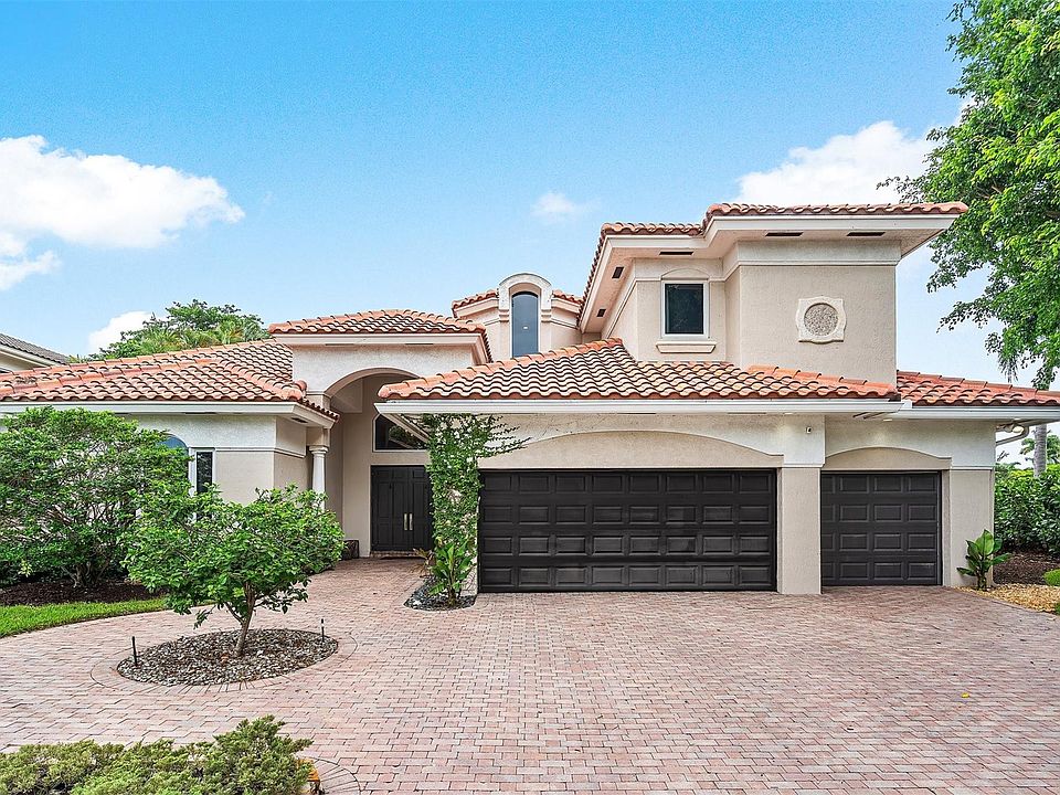 1st image of 6599 NW 33rd Avenue