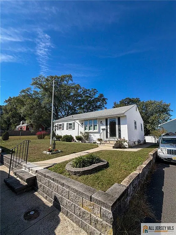 2 bed, 1.5 bath, 1164 sqft, $2,800 — Photo 2