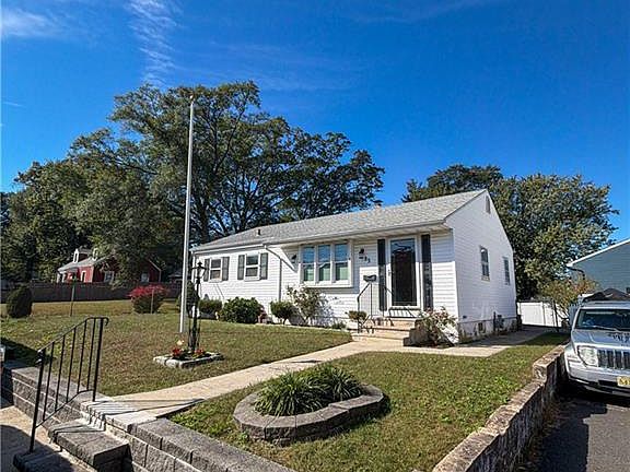 2nd image of 95 Liberty Pl