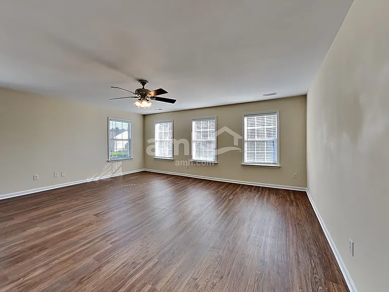 8701 Poteat Dr — Photo 11