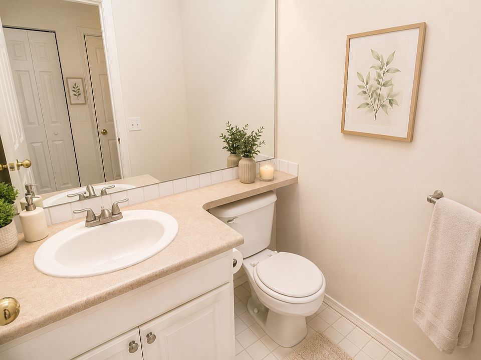1st image of 17712 NE 96th Way Unit 3