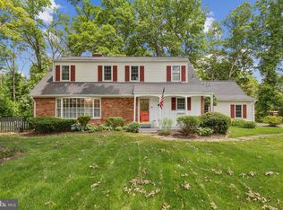 3800 Densmore Ct, Alexandria, VA 22309