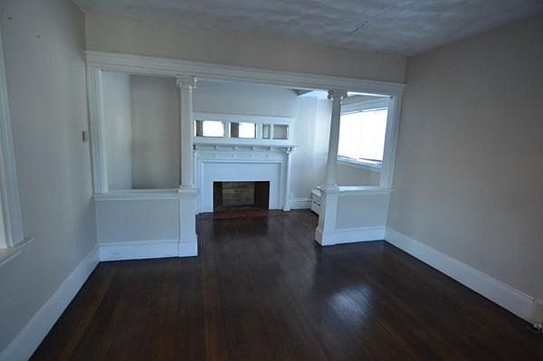 2nd image of 36 Ormond St #1