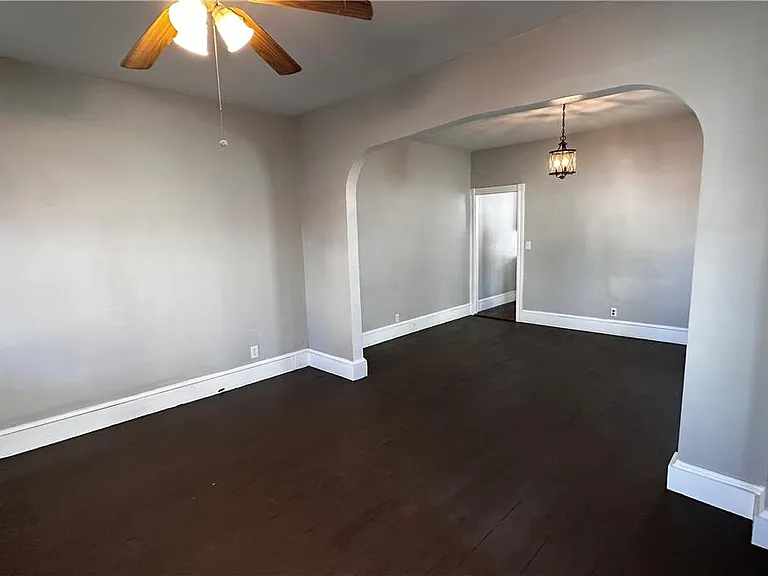 21 Davey Ave — Photo 17