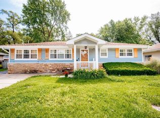 1720 Patterson Rd, Florissant, MO 63031