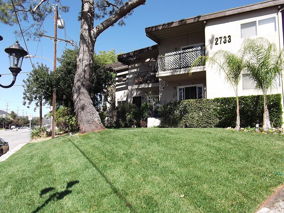 1st image of 2733 Montrose Ave