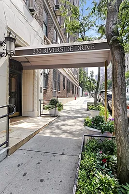 Rented by Compass | media 12