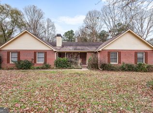 102 Hayes Cir, Rex, GA 30273