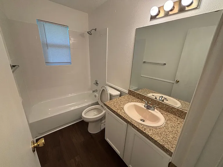 3302 Keller Rd — Photo 9