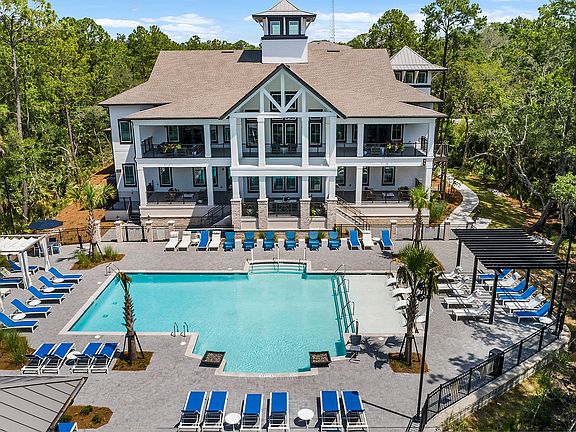2nd image of 161 Grande Oaks Dr #2-210