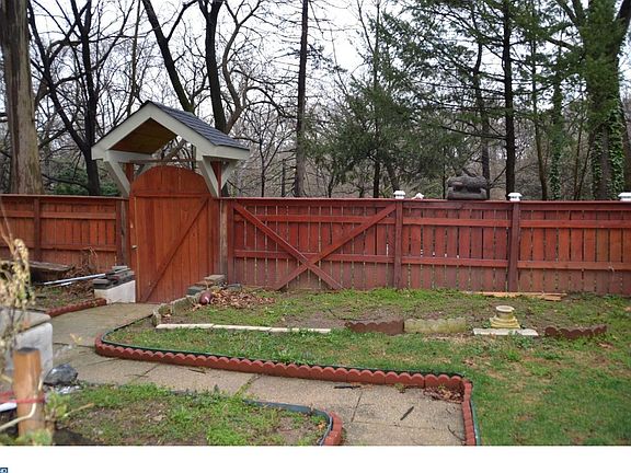 4th image of 6402 Cobbs Creek Pkwy