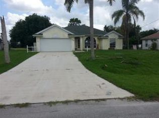 1426 SW Herder Rd, Port Saint Lucie, FL 34953