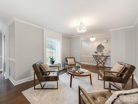 3rd image of 5361 Five Knolls Dr