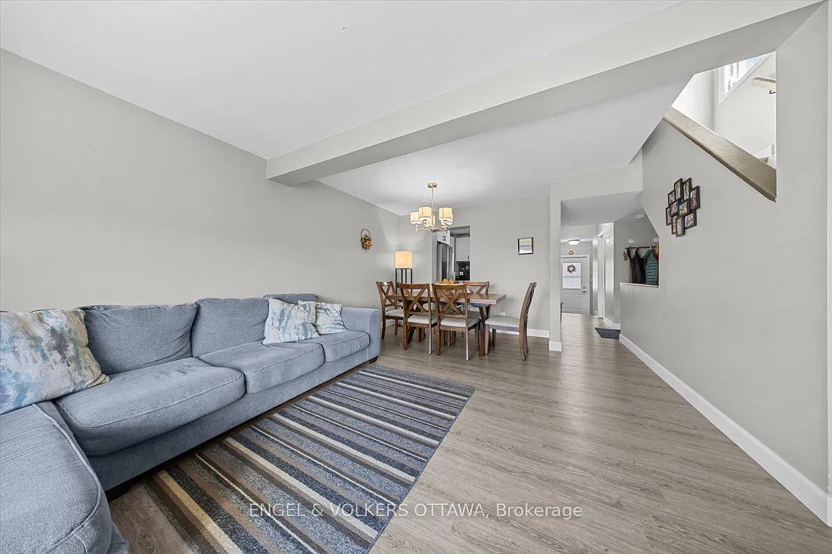 3 bed, $2,400 — Photo 3