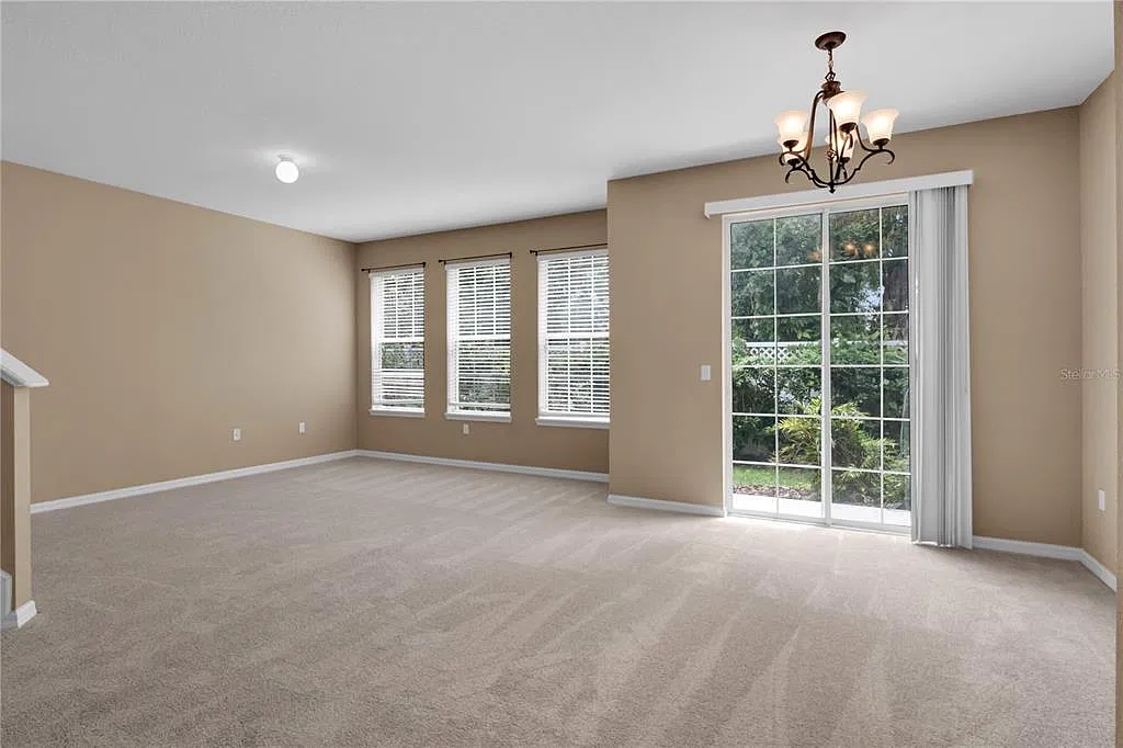 7001 Interbay Blvd — Photo 3