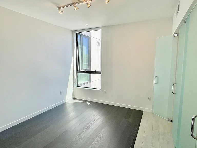 1515 15th St #507 — Photo 22