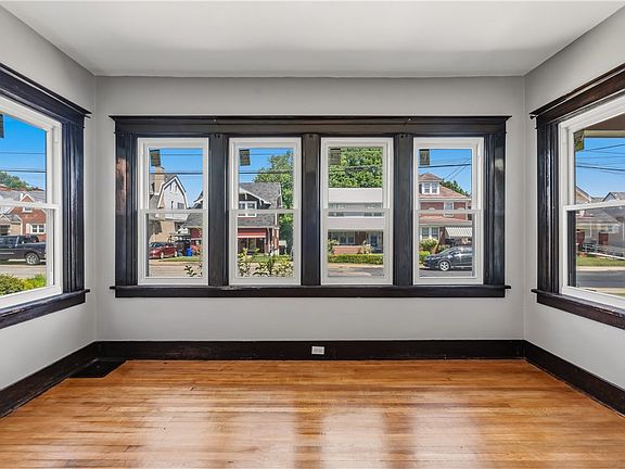 4th image of 1437 Orchlee St