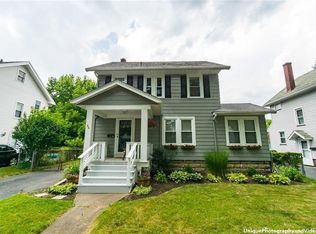 86 Colonial Rd, Rochester, NY 14609