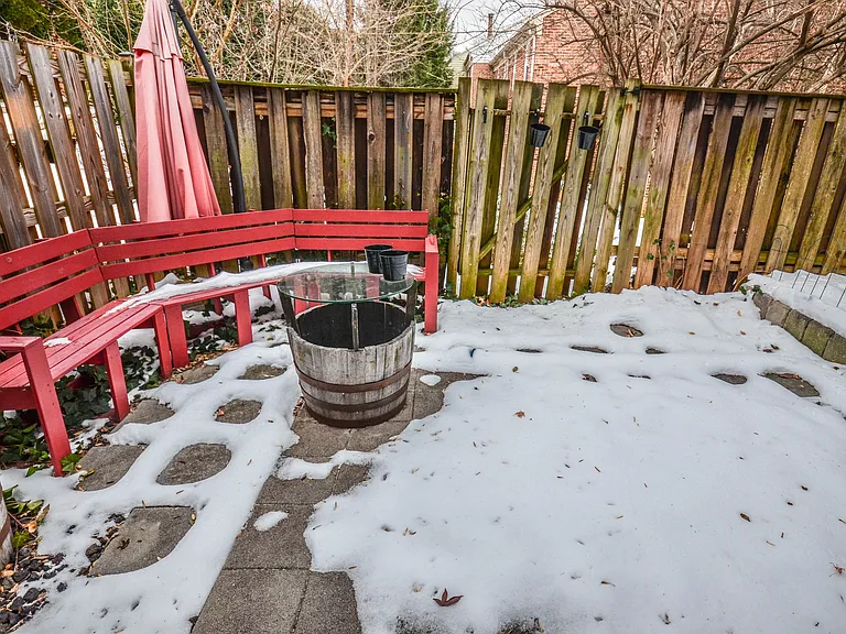 752 College Pkwy #7 — Photo 30