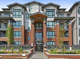2960 151st St, Surrey, BC V4P 1G8