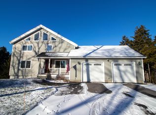 15 Goose Ledge Rd, Harpswell, ME 04079