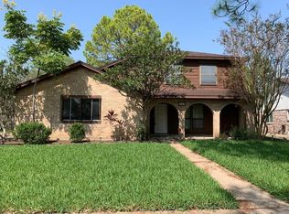 1027 Montour Dr, Houston, TX 77062