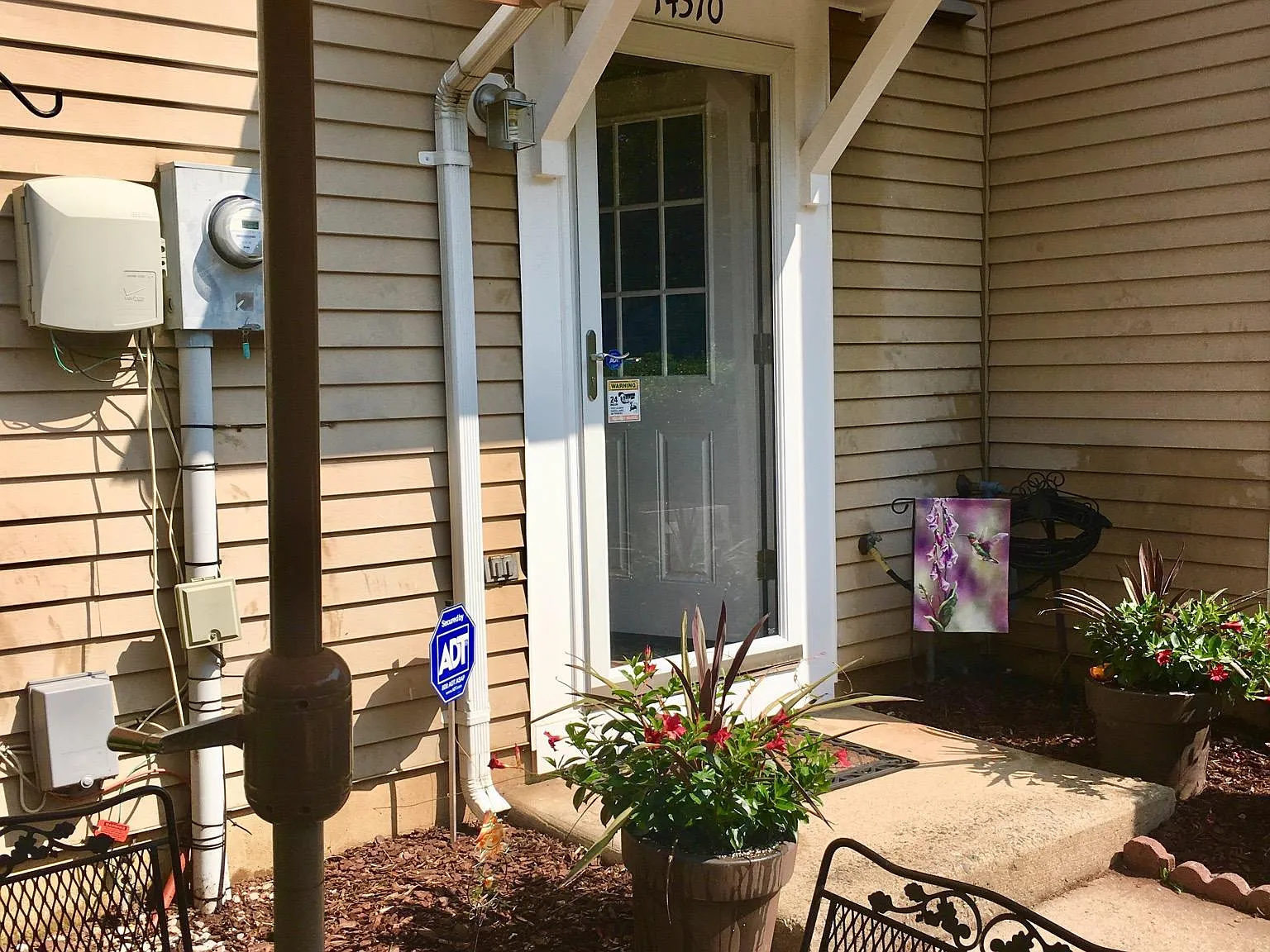 2 bed, 1.5 bath, 960 sqft, $2,350 — Photo 3