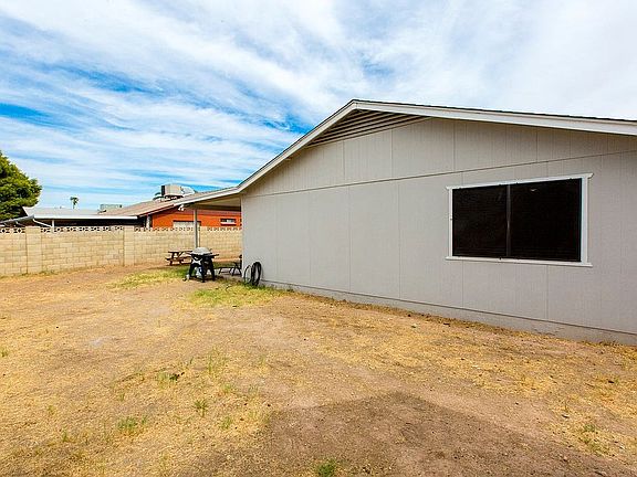 4th image of 17602 N 55th Ave