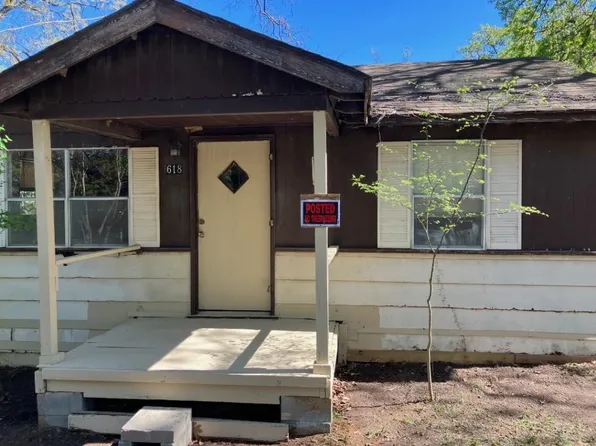 618 Cedarcrest Dr, Tool, TX 75143