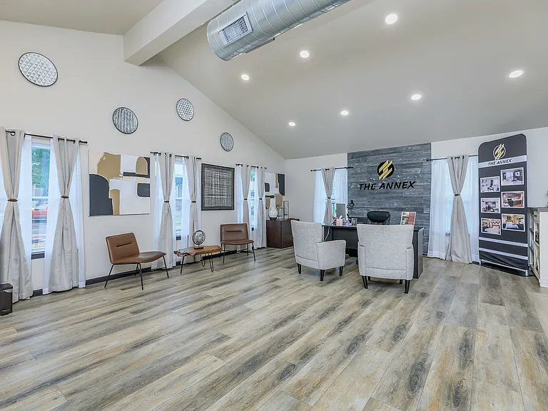The Annex — Photo 25