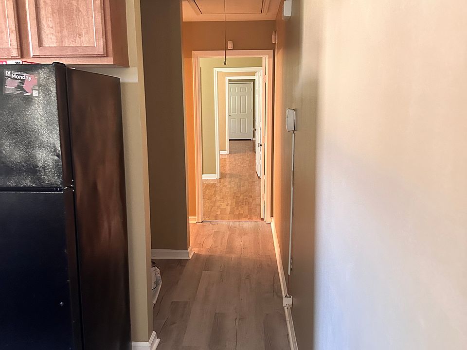 1st image of 3421 Paris Ave #3423
