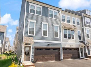 1719 Beech Leaf St, Dumfries, VA 22026