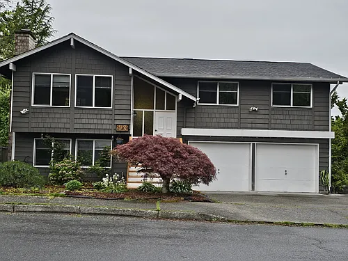 20209 103rd Pl NE Photo 1