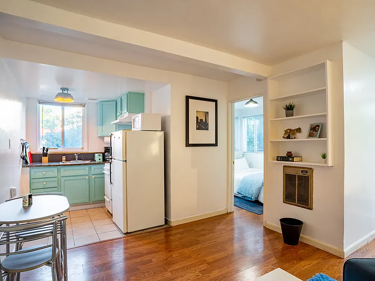 1325 Sacramento St #1 — Photo 13