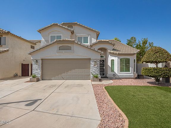 2nd image of 1232 N 158TH Drive