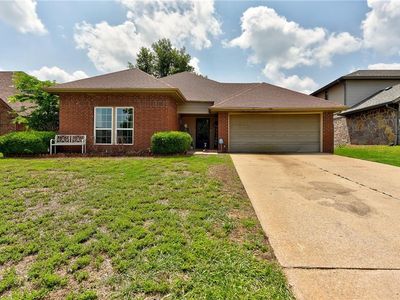 9108 NW 99th St, Yukon, OK, 73099