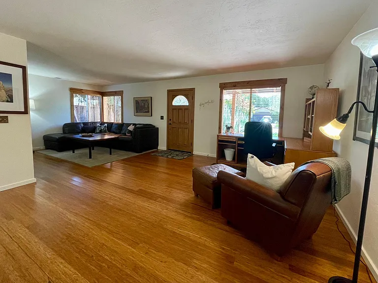 13752 Woodgate Pl — Photo 7