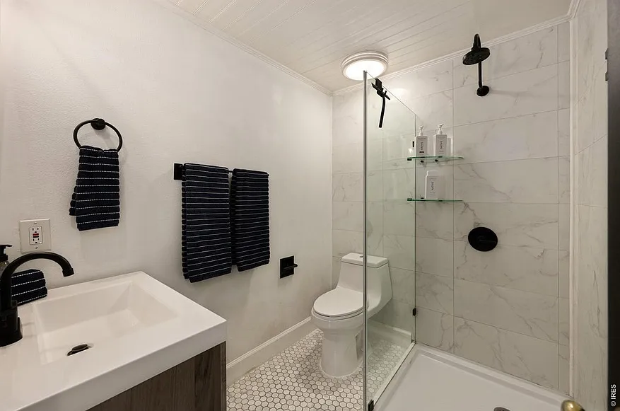 Studio, 280 sqft, $1,295 — Photo 4