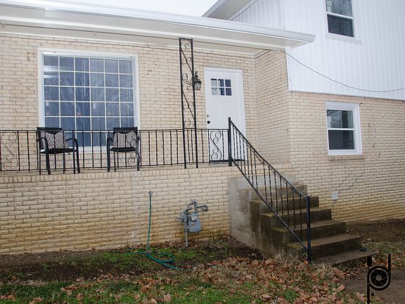2nd image of 223 Sailboat Dr