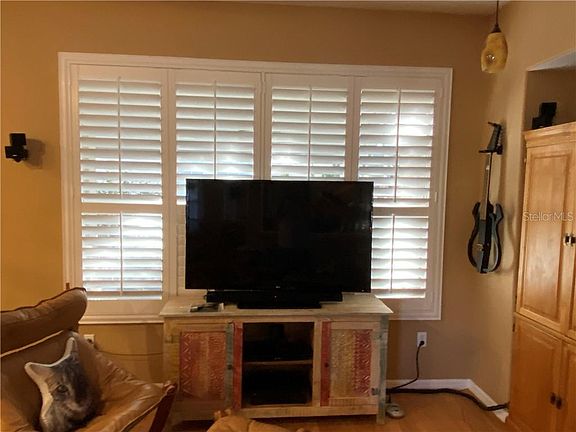 5th image of 10504 Marlington Pl