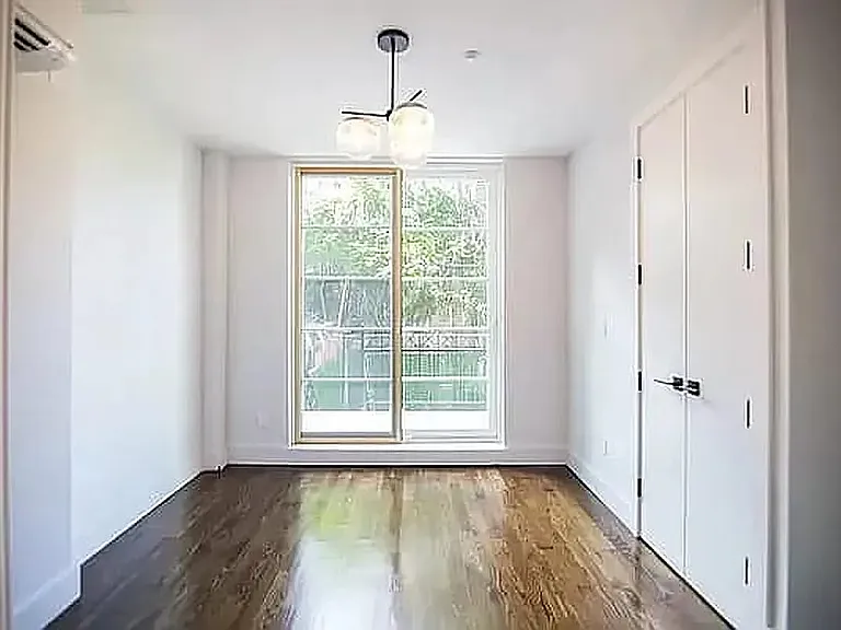 379 Sumpter St #1B — Photo 4