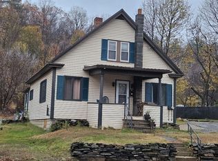 42 Roxbury Rd, Mexico, ME 04257